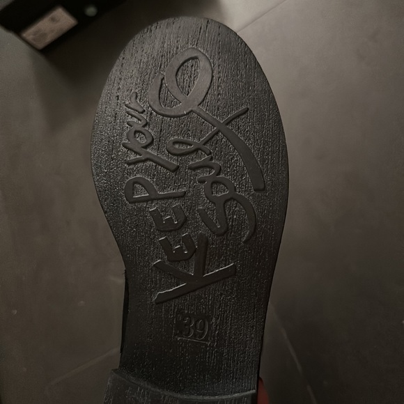 Metisse Italian leather boots with silver stud details - Picture 6 of 8